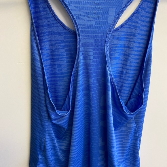 Nike Blue Dri-FIT Performance Tank Top - Picture 3 of 4